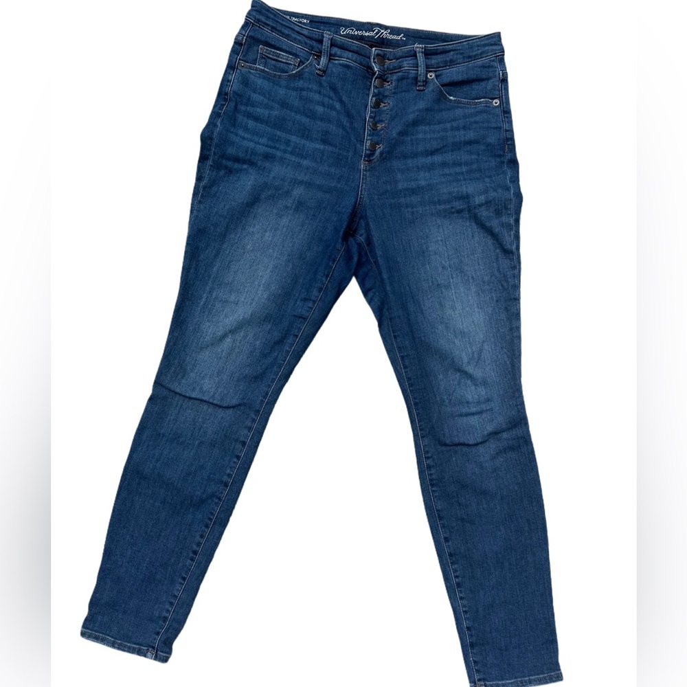 Universal Thread Women’s skinny jeans - size 10